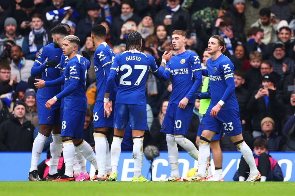 巴萨迎战贝蒂斯！五连胜后的关键一战，领头羊能否延续辉煌？