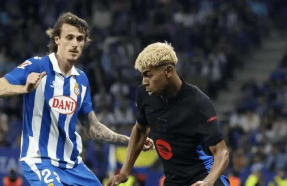 190km发球时速+肩伤隐患！郑钦文退赛是怕输？休养后能更强吗？